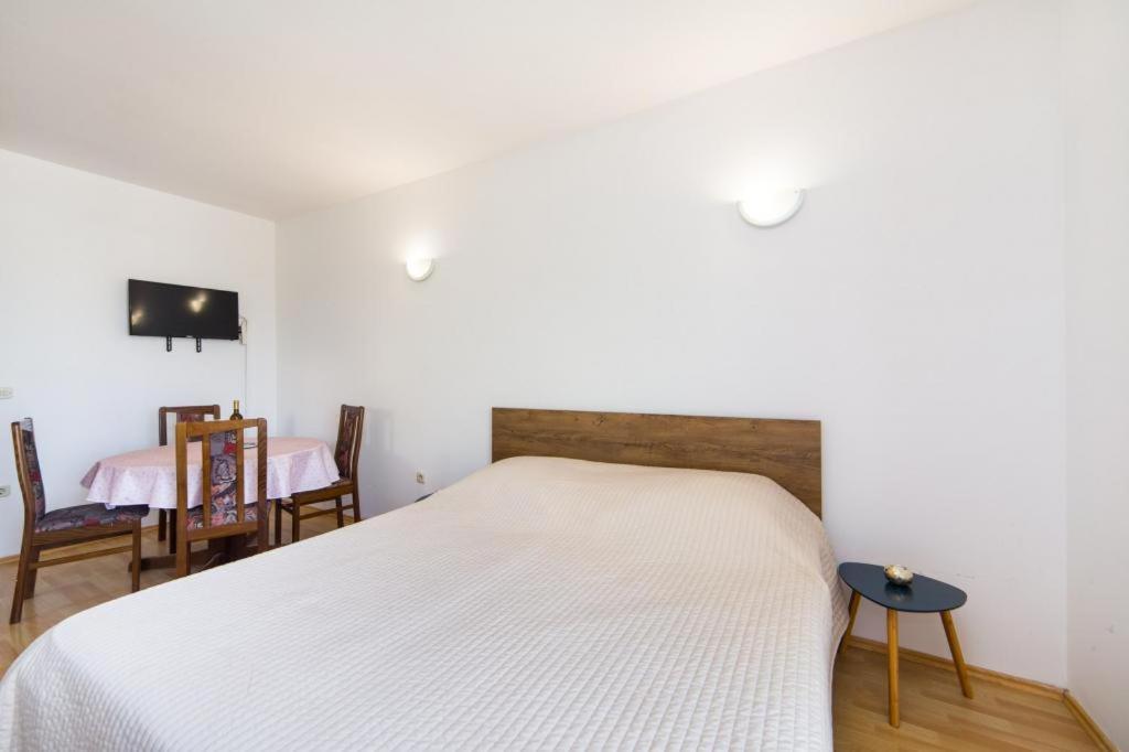 Apartments Slavena Gradac  Exterior photo