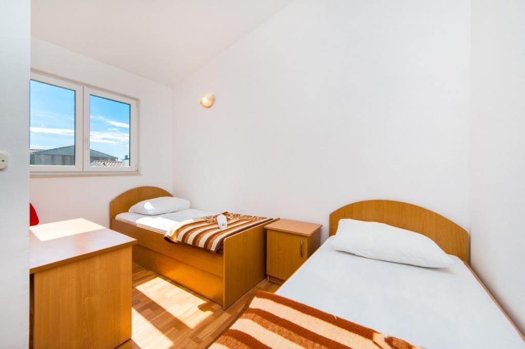 Apartments Slavena Gradac  Exterior photo
