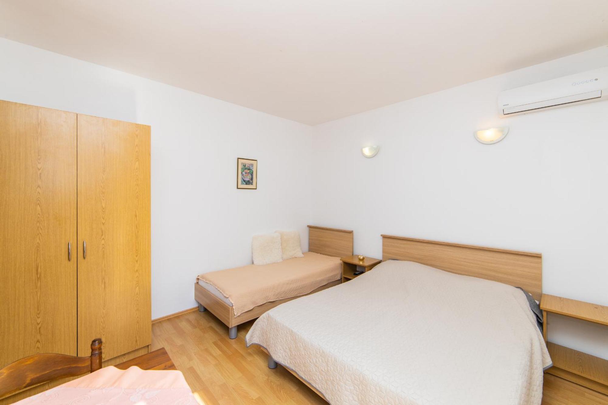 Apartments Slavena Gradac  Exterior photo